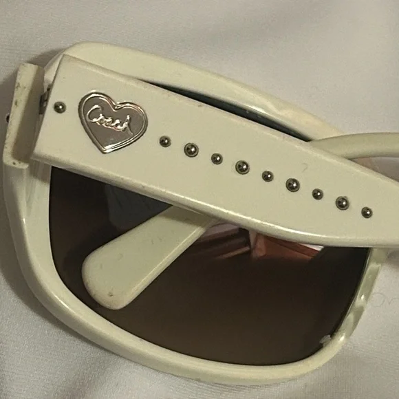 Coach Heart Studded Vintage Rare Chic White Sunglasses - Picture 5 of 10